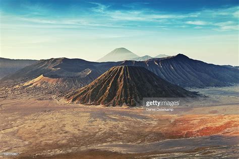 Mt Bromo Indonesien Closeup High Res Stock Photo Getty Images