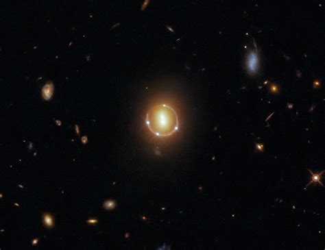 Nasa Esa Hubble Space Telescope Captures Incredibly Rare Image Of An