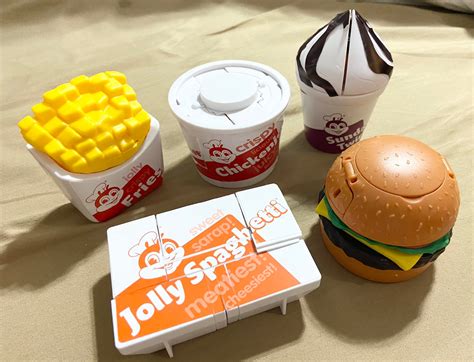 Jollibee Outs New Robot Themed Toy Collection Jollibots