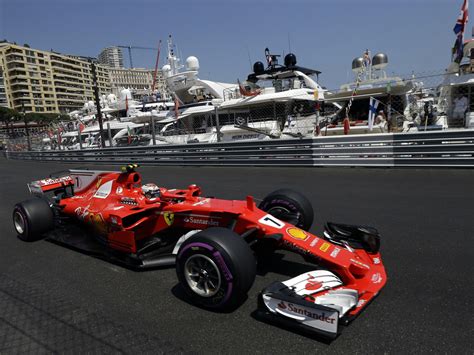 It is the slowest and the most difficult of all circuits in the formula 1 world championship. Formel 1: Button startet in Monaco aus der Boxengasse ...