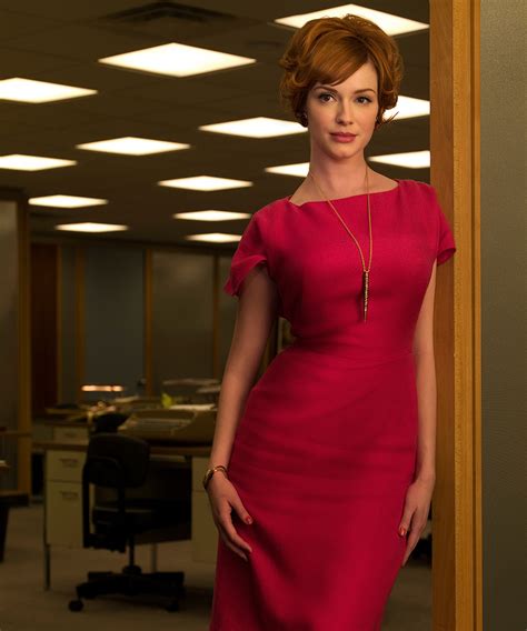 Mad Men Costume Designer On Joans Style Through The Seasons Dujour