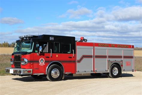 Winnipeg Fire Department Fort Garry Fire Trucks Fire And Rescue