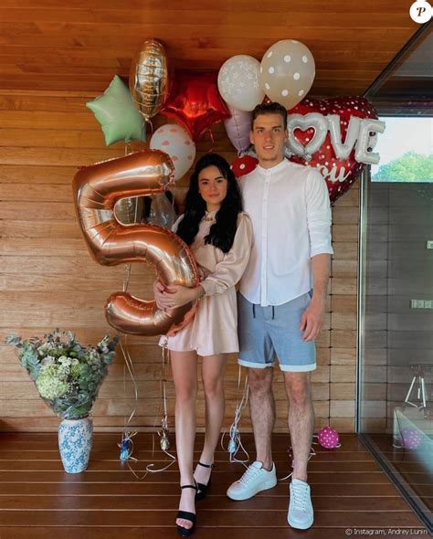 Andrey Lunin Et Son épouse Anastasiia Fêtent Leurs 5 Ans De Relation Septembre 2020 Purepeople