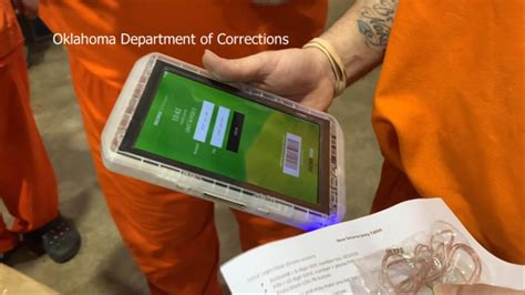 tablets in jail hall county debates pros and cons of technology for inmates kfxl