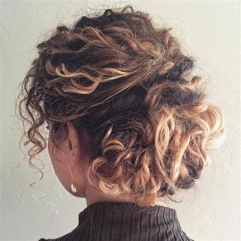 20 Inspirations Curled Updo Hairstyles