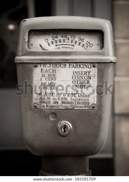 Vintage Parking Meter Street Stock Photo 183181709 Shutterstock