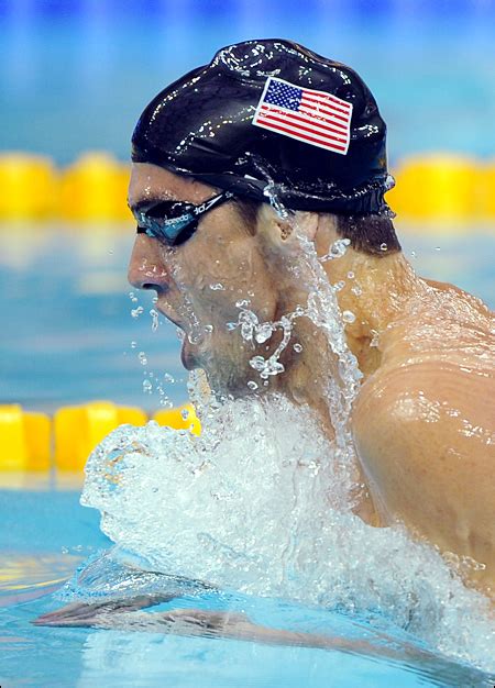 Michael Phelps Of The United States Swims On His Way The Korea Times