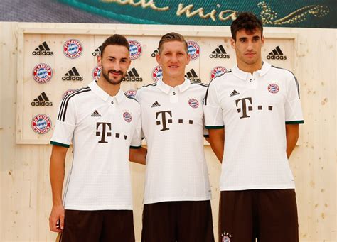 Adidas football debuts minimalist bayern munich 2019/20 away kit: FC Bayern München launch Oktoberfest-style away kit