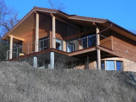 … de ses habitants, de ses entreprises, de ses commerces, artisans, de ses travailleurs en leur offrant, chaque jour, une meilleure qualité de vie. Architecte oyonnax - Aménagement bureau entreprise
