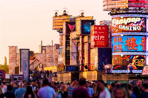 Programma paaspop volledig met nieuwe rockbands. Paaspop 2019 - 360 Show Design
