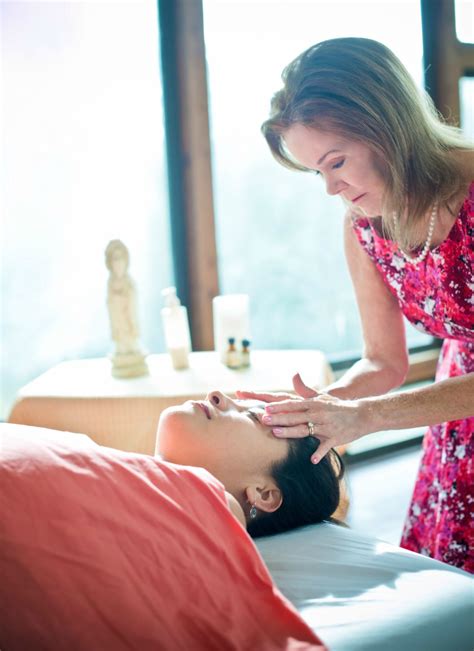 Facial And Scalp Massage The Ariana Institute For Wellness Education