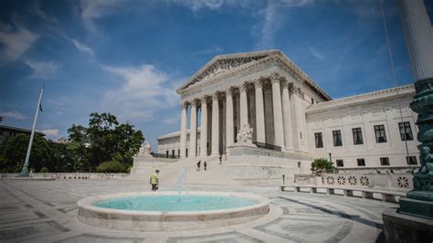 Supreme Court Justices Advocate For Civics Education Giving Compass