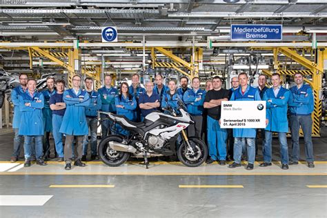 Bmw S 1000 Xr Produktion Im Motorrad Werk Berlin Gestartet