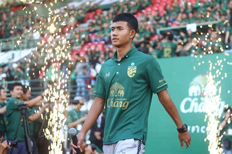 สโมสร บุรีรัมย์ ยูไนเต็ด ก่อตั้งเมื่อปี ค.ศ. Buriram United › บุรีรัมย์ ยูไนเต็ด ร่วมขนนักเตะหนุนทัพ ...