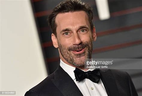 Jon Hamm Beard Photos And Premium High Res Pictures Getty Images