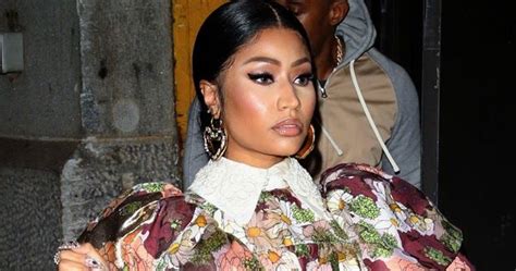 1987.19 she has an elder brother named jelani, an older sister named maya, a younger brother named micaiah, and a younger sister named ming in july 2020, minaj announced via instagram that she was expecting her first child.409 on. Keeping her family close! Nicki Minaj showed fans just how ...