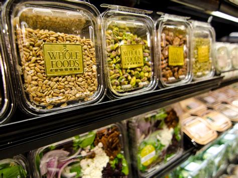 210 od 512 restorana u portland. Whole Foods (NASDAQ: AMZN) Is Ramping Up Its Price Cuts ...