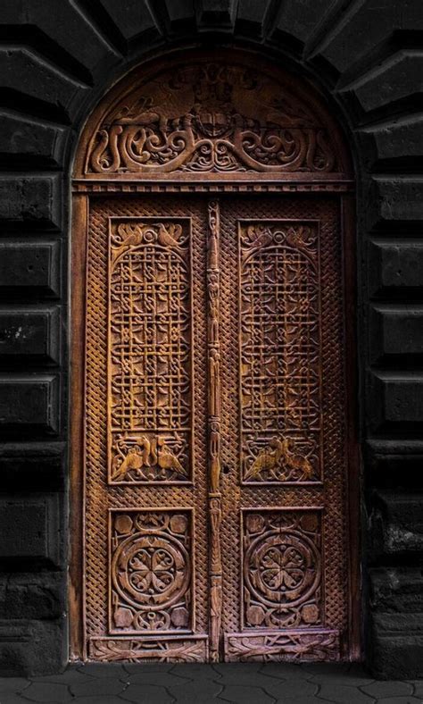 16 Splendidly Intricate Hand Carved Doors That You Must See The Art