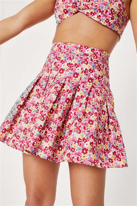 Floral Print High Waisted Pleated Mini Skirt Nasty Gal