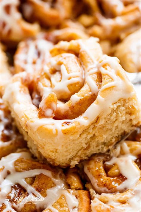 Apple Pie Cinnamon Rolls Are Soft And Fluffy Filled With Apple Pie