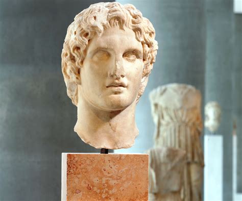 Ο Μέγας Αλέξανδρος της Ακρόπολης Ένα από τα ωραιότερα σωζόμενα γλυπτά