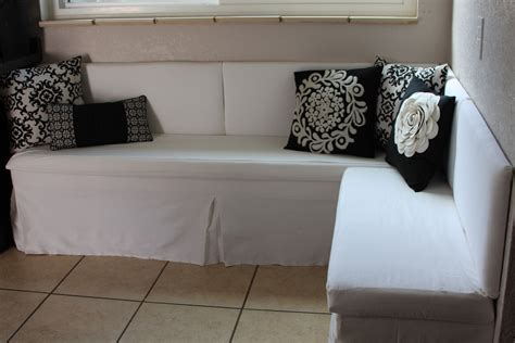 Are you searching for a way to provide more seating in your dining area? Ana White | Banquette seating - DIY Projects