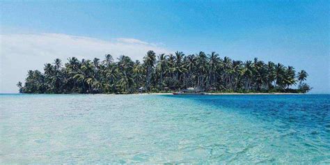 Dan stevens, alison brie, sheila vand, jeremy allen white. The Best Private Island Vacation Rentals | Luxury Vacation ...