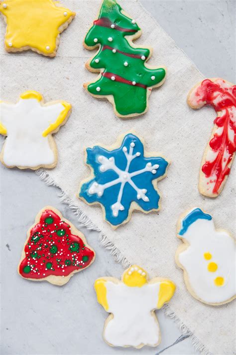 In a medium bowl, mix 1 part dough with red food color until thoroughly blended. Christmas Cut-Out Sugar Cookie Recipe | Vintage Mixer