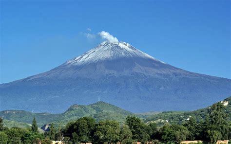 Topuri Ro Top 10 Most Dangerous Volcanoes In The World
