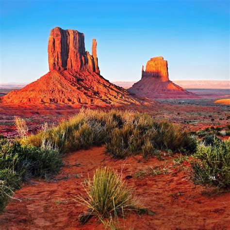 Monument Valley Sunset Desert Landscape Scenic Buttes In Monument