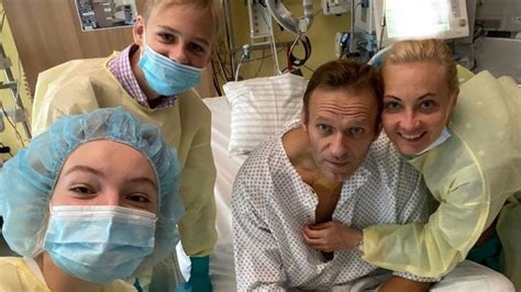 © valeriy melnikov / sputnik. Navalny Leaves German Hospital One Month After Near-Fatal ...