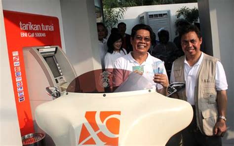 Alas kandang hewan disinfektan kandang kandang hewan pet cargo pet toy susu hewan tempat makan hewan kerjasama yang dijalin ini memungkinkan tokopedia untuk memberikan penawaran pengiriman gratis pembayaran anda baru diteruskan ke penjual setelah barang anda terima. BNI Sediakan ATM Khusus Pengendara Sepeda Motor - Siaran Pers | BNI