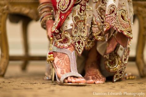 Indian Wedding Ceremony Bridal Shoes Lengha Photo 5012