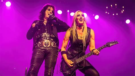 Nita Strauss Rejoining Alice Coopers Band