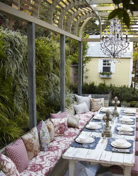 16 Snug Shabby Chic Patio Designs That Will Transform Your Garden