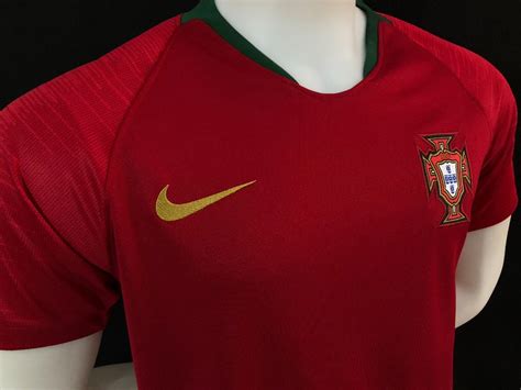 Veja mais ideias sobre seleção portuguesa, seleção portuguesa de futebol, campeão. Camisa Nike Seleção Portugal 2018 Oficial Copa Do Mundo ...