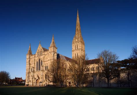 Salisbury Cathedral Historical Facts And Pictures The History Hub