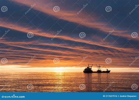 Beautiful Sunrise Over The Arctic Ocean Stock Photo Image Of Morning