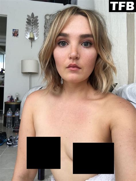 Chloe Fineman Nude Leaked The Fappening 4 Preview Photos Thefappening