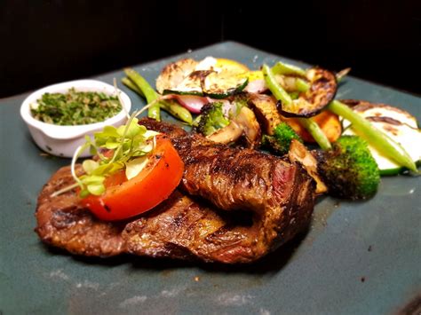Sunset Bar & Grill | San Carlos Sonora Restaurant | casual dining with 