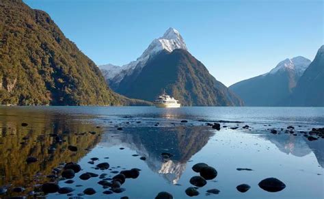 Sightseeing Tour Of New Zealand: Visit Glacier Region
