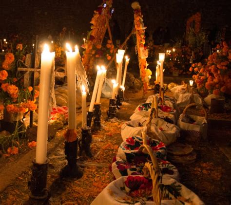 A Guide To Mexicos Fascinating Day Of The Dead Festival Skyticket
