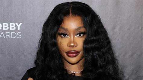 What We Know About SZA's Mysterious Love Life