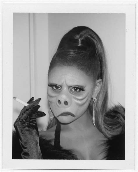 Ariana Grande S Twilight Zone Themed Costume For Halloween