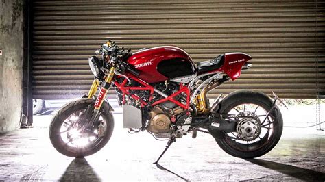 Quand Une Ducati Hypermotard Se La Joue Café Racer
