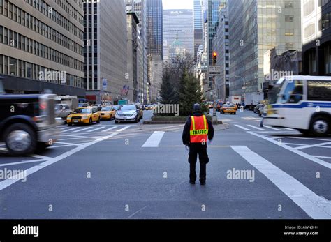 New York Police Officers Traffic Hi Res Stock Photography And Images