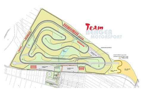 Slovakia ring je profesionálny a univerzálny motoristický areál. Honda Club Wien