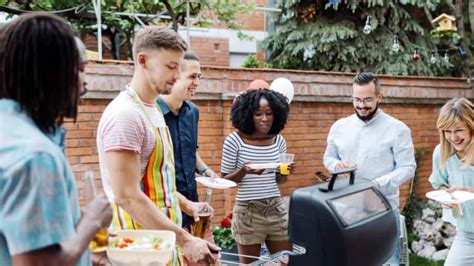 How To Host A Backyard Party And Bbq