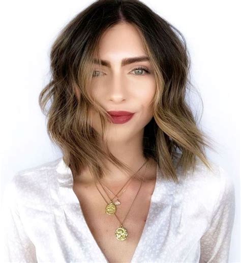 50 Short Medium And Long Wavy Bobs For 2024 Wavy Bob Long Wavy Bob