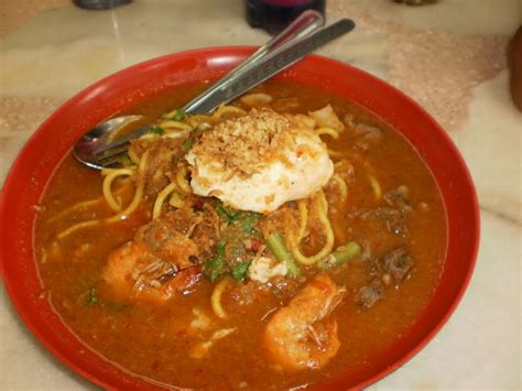 Mee bandung is a well liked dish that available throughout malaysia including neighbouring singapore 6 , the original version served in muar district is still considered the best. INI BLOG MIMIZIOUSLICIOUS: Mee Bandung Muar Terbaekkk ...